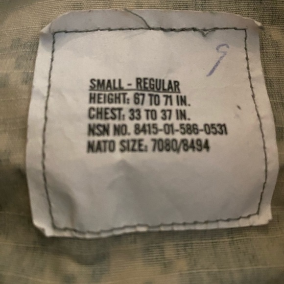 Retired Army Military Jacket - Picture 3 of 3